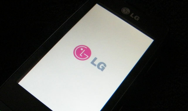 LG Chem завърши успешно разработката на извити батерии