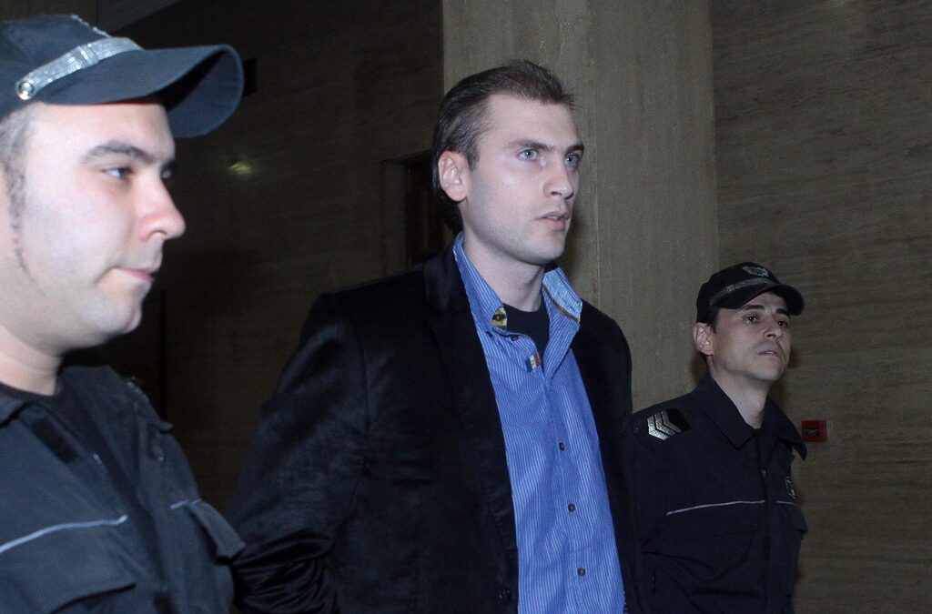 Софийски градски съд заседава по делото на Октай Енимехмедов. Софийски градски съд заседава по делото на Октай Енимехмедов.