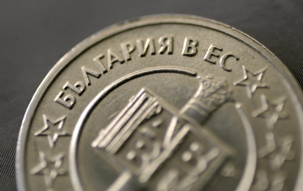 Вигенин за решението за нивите: Вазата е счупена