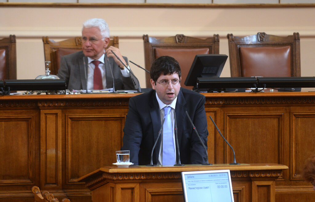 С бюджет 2014 се слагало началото на принципа пари срещу реформи