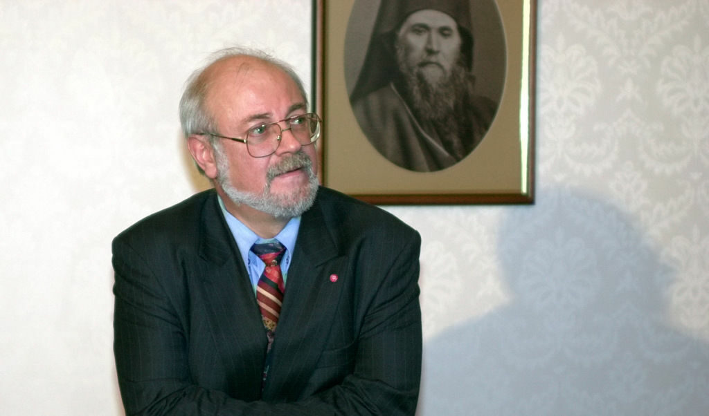 КОНСТАНТИН ТРЕНЧЕВ