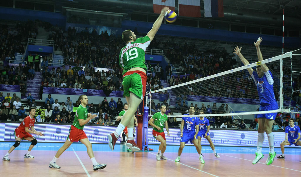 Според президента на FIVB Ари Граса бъдещето е днес и за да се развива волейболът, са необходими промени