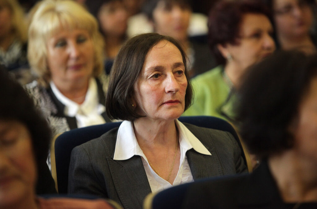 Веселина Тенева