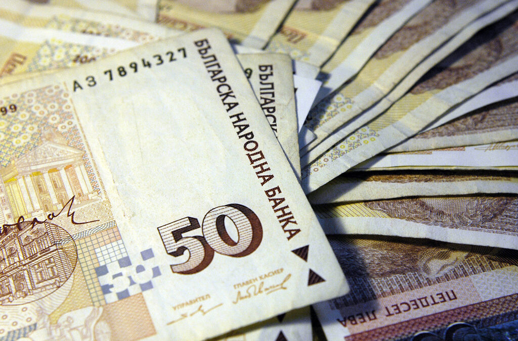 Бюджетният дефицит за 2013 г. е 1.8%, отчете финансовото министерство Бюджетният дефицит за 2013 г. е 1.8%, отчете финансовото министерство