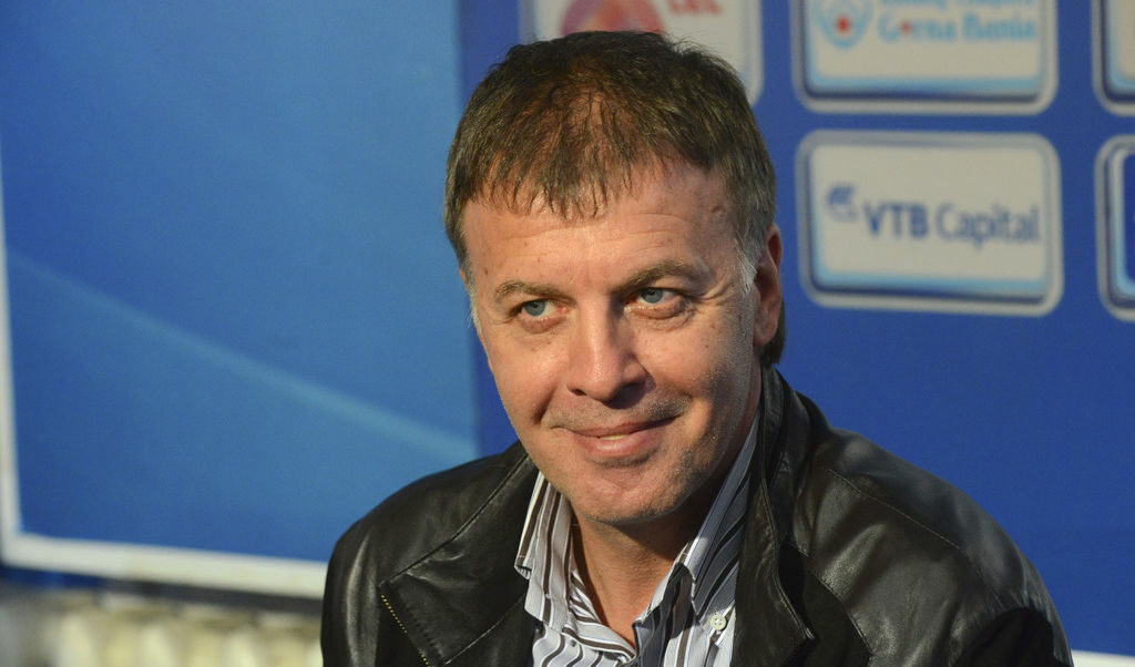 Според Сираков пътят пред "Левски" и ЦСКА е излизане на борсата, но когато начело на двата клуба са други лица