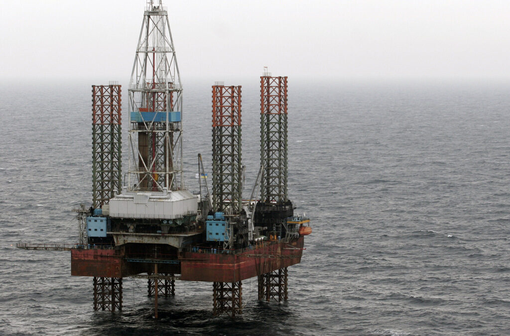 Крим национализира на територията си "Черноморнафтoгаз" и "Укртрансгаз"