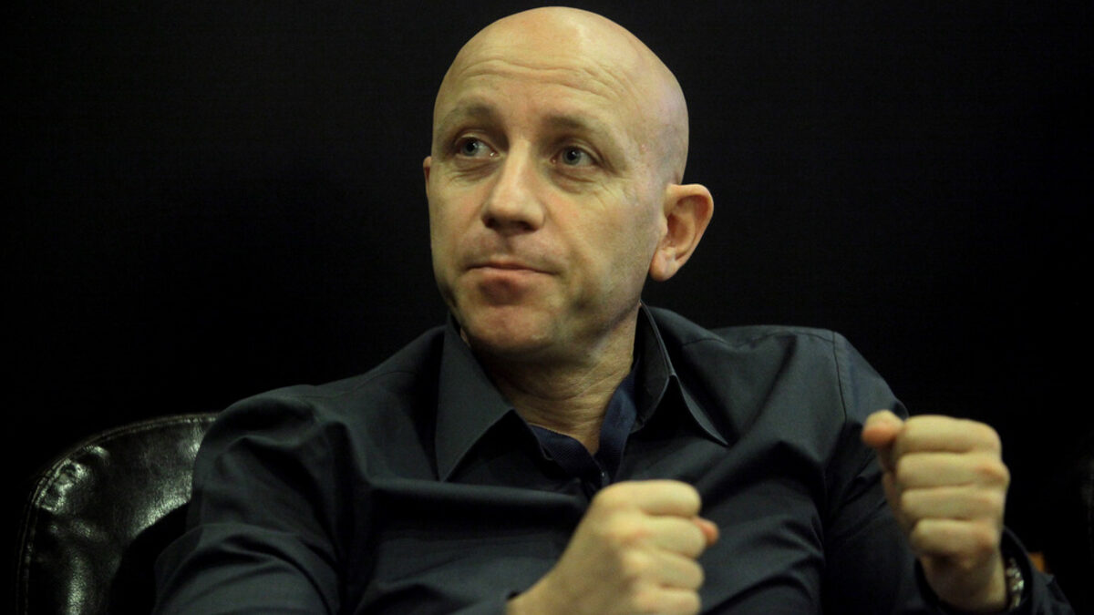 Ивайло Пенчев, "Уолтопия": Социализмът се е пропил в целия Европейски съюз, Китай е заводът на света