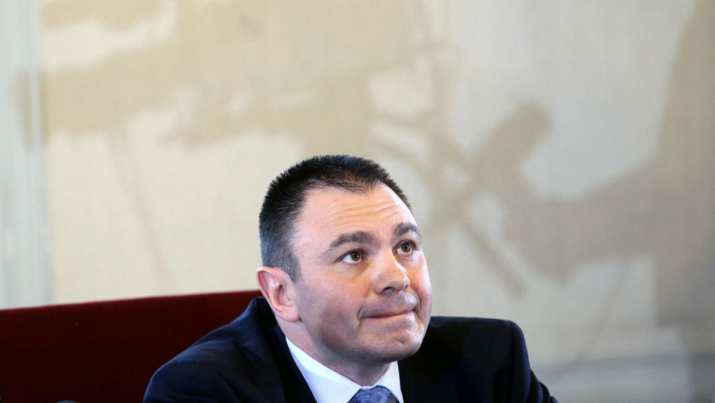 Светлозар Лазаров по време на изслушването в комисията