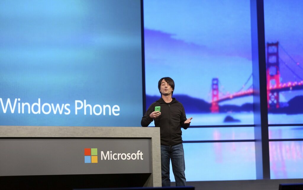 Джо Белфиоре, вицепрезидент на Microsoft и ръководител на Windows Phone.