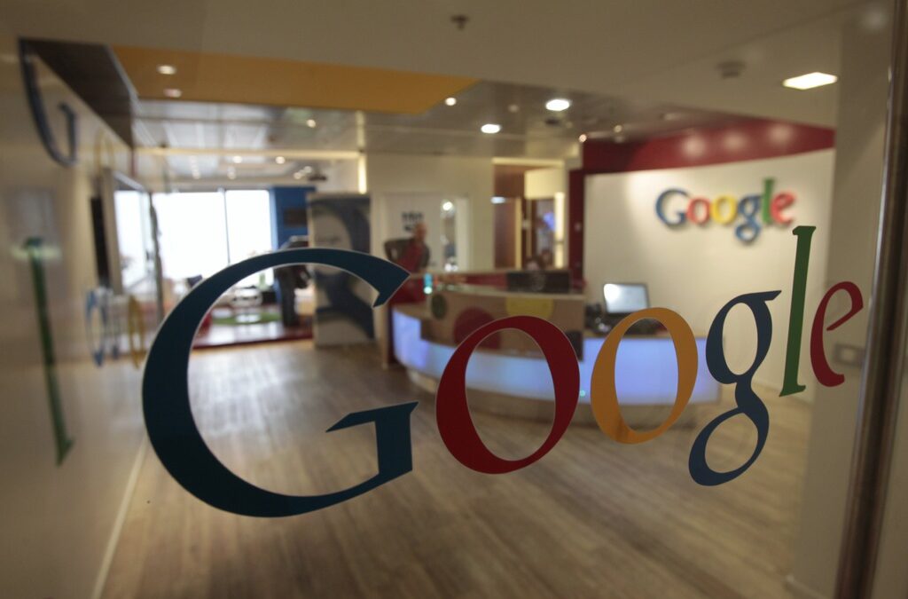 Google тества няколко нови функции за мобилната версия на Gmail