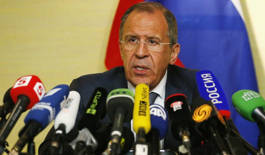 Лавров: Първите стъпки за мир в Украйна предвиждат разоръжаване на незаконните отряди (обновена)