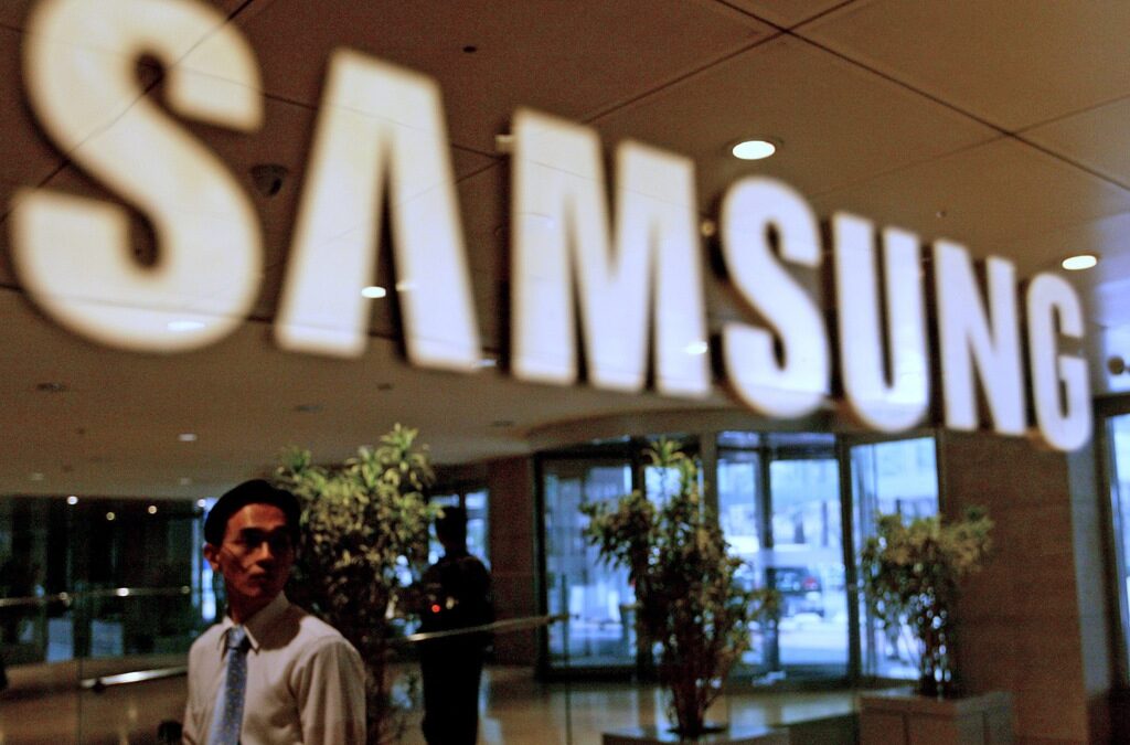 Samsung разработва видео очила за смартфони и таблети