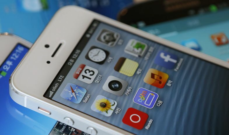 Устройството разчита на iPhone, за обработка на информацията.