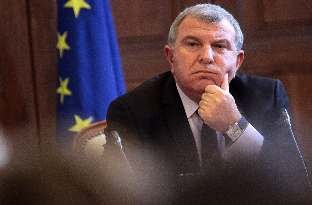 Земеделският министър успокои, че зърнена криза няма да има