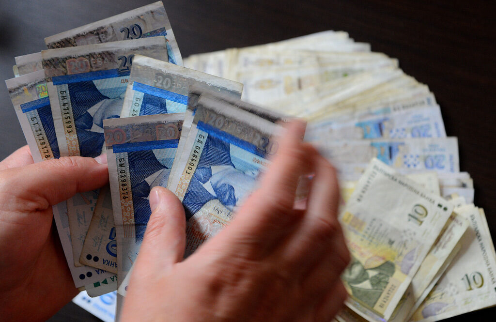 Министерството на финансите е готово с проект за актуализация на бюджета