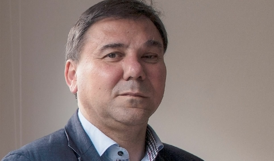 Иван Кръстев