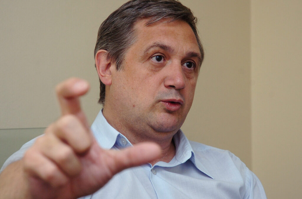 Владимир Жеглов продава "Дир.бг"