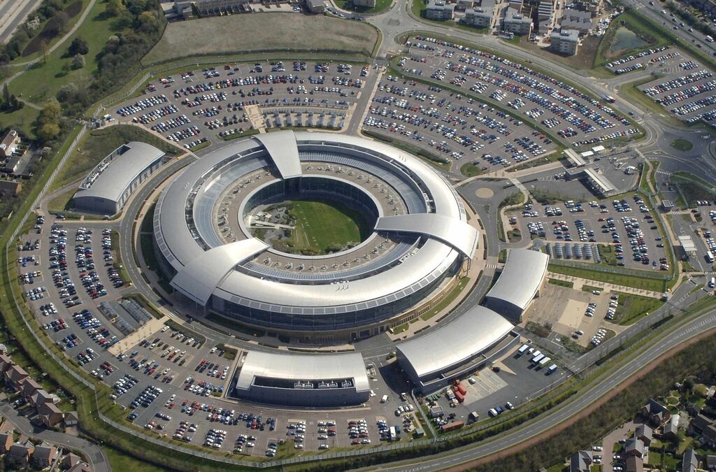 Според британската NSA технологичните компании в момента улесняват тероризма