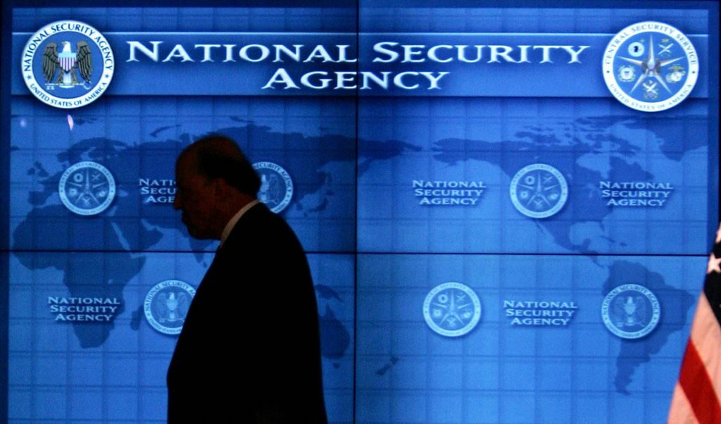 Бившият главен адвокат на NSA обяви, че BlackBerry е залязла заради криптирането на данни Бившият главен адвокат на NSA обяви, че BlackBerry е залязла заради криптирането на данни