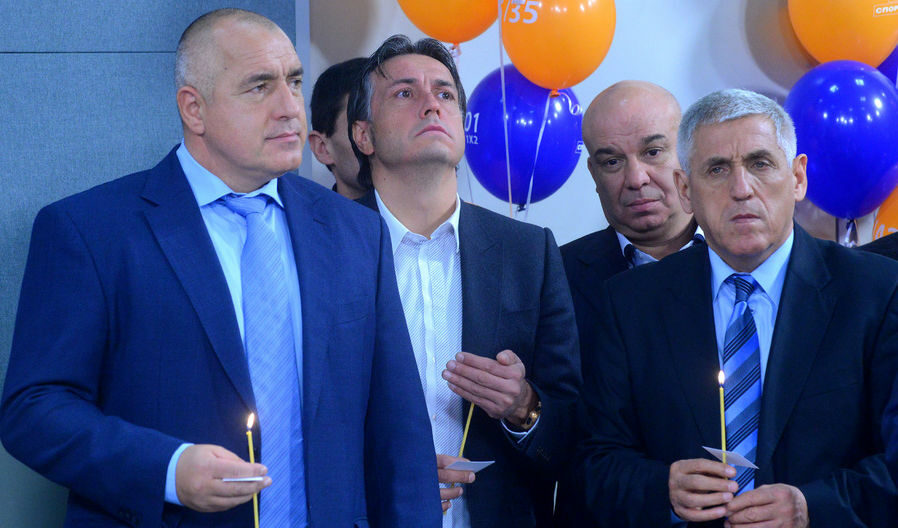 Дамян Дамянов (вдясно) ръководеше тотото и при управлението на ГЕРБ