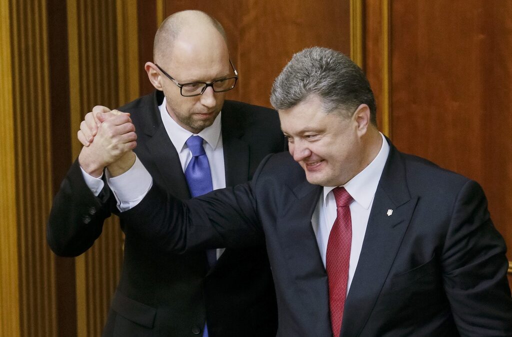 Порошенко призова за оставката на Яценюк и за "основен ремонт" в правителството на Украйна