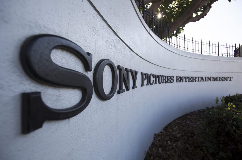 Sony заплаши Twitter със съд заради разпространение на хакнати имейли