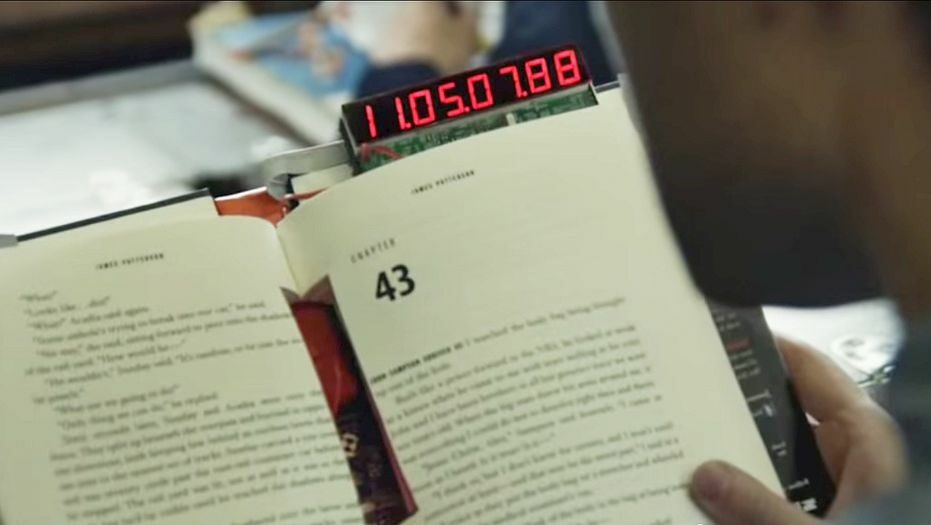 Джеймс Патерсън пуска "първата самоунищожаваща се книга"