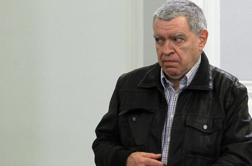 Проф. Михаил Константинов
