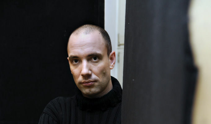 Захари Бахаров в страната на "Троновете"