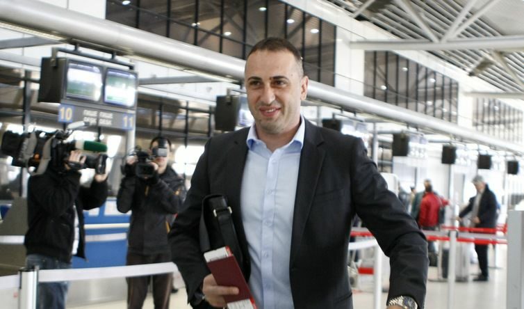 Петев избра играчите, на които ще разчита в официалния си дебют начело на България