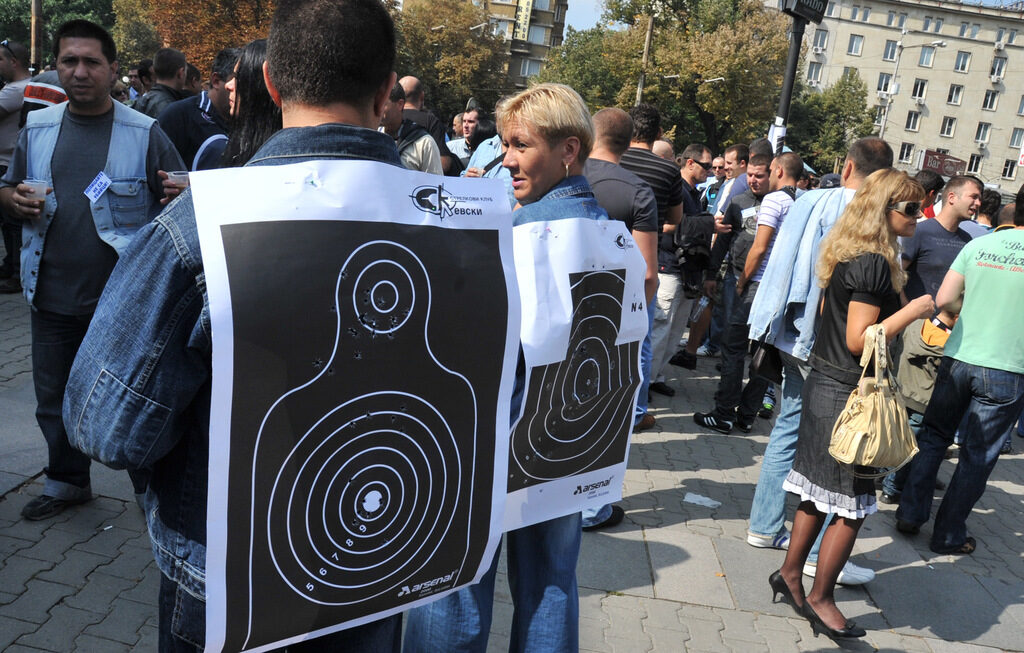 През 2009 г. полицейският синдикат организира национална подписка в подкрепа на осъдените полицаи по случая Чората и поиска законодателни промени за защита на полицейските служители при изпълнение на служебните им задължения.