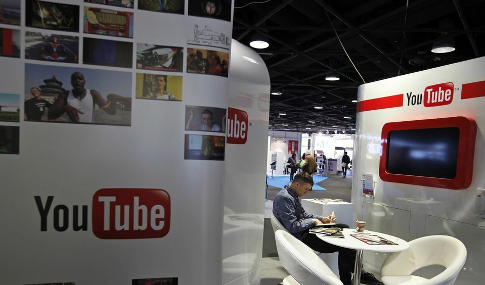 YouTube експериментира с онлайн радио