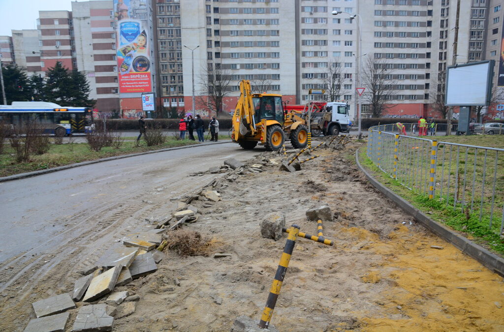 Започна ремонтът на подхода към Аспарухов мост във Варна