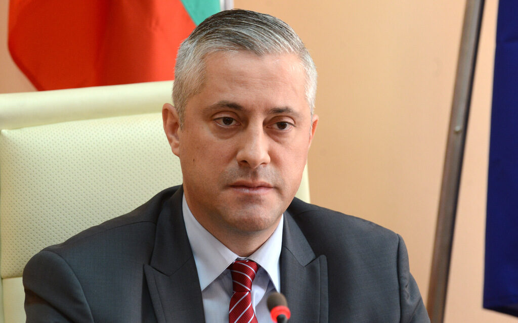 Божидар Лукарски