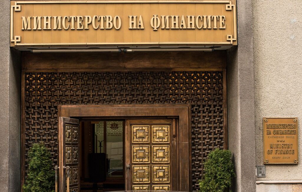 Новите облигации на България били сред най-търгуваните
