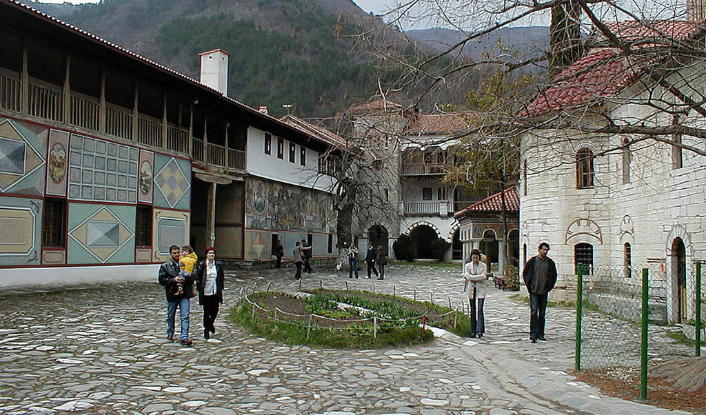Снимката е архивна