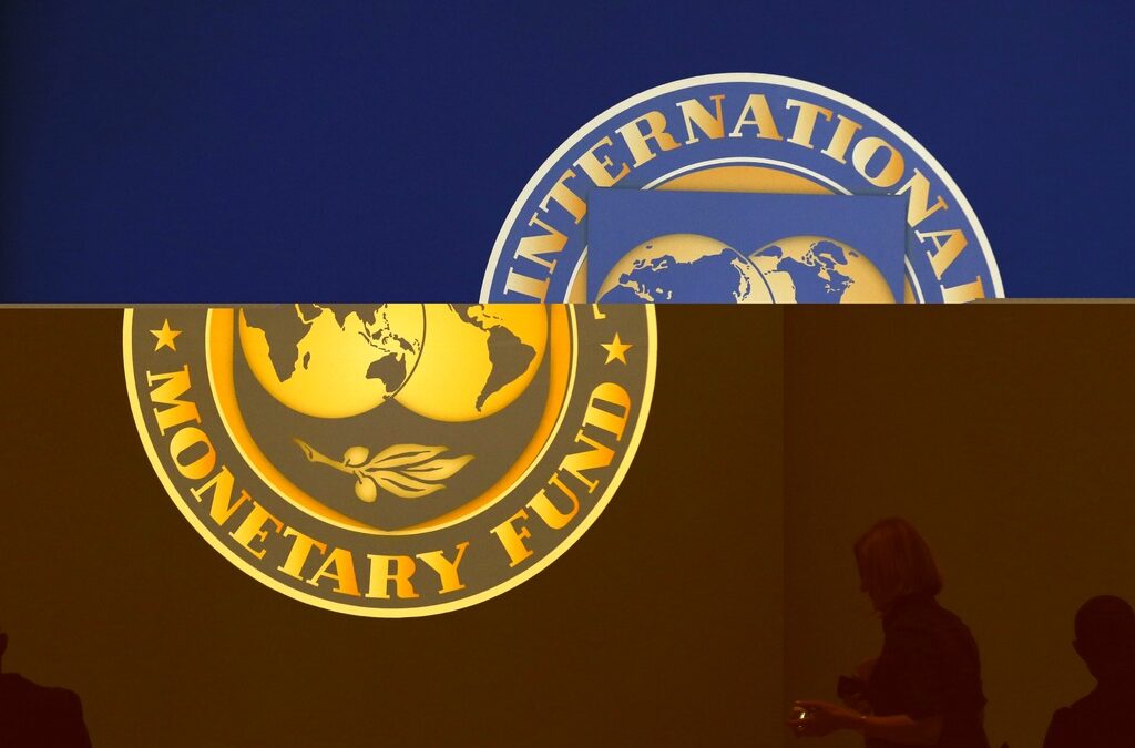 МВФ прогнозира забавяне в растежа на българската икономика
