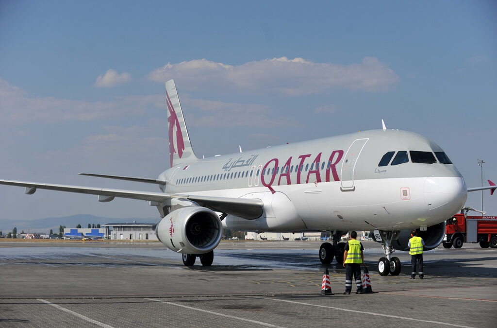 Катарските авиолинии (Qatar Airways)  летят до 140 дестинации в света, между които е и София.