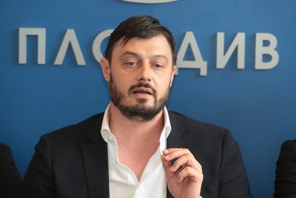 Прокуратурата проверява "Дневник" по сигнал на Бареков