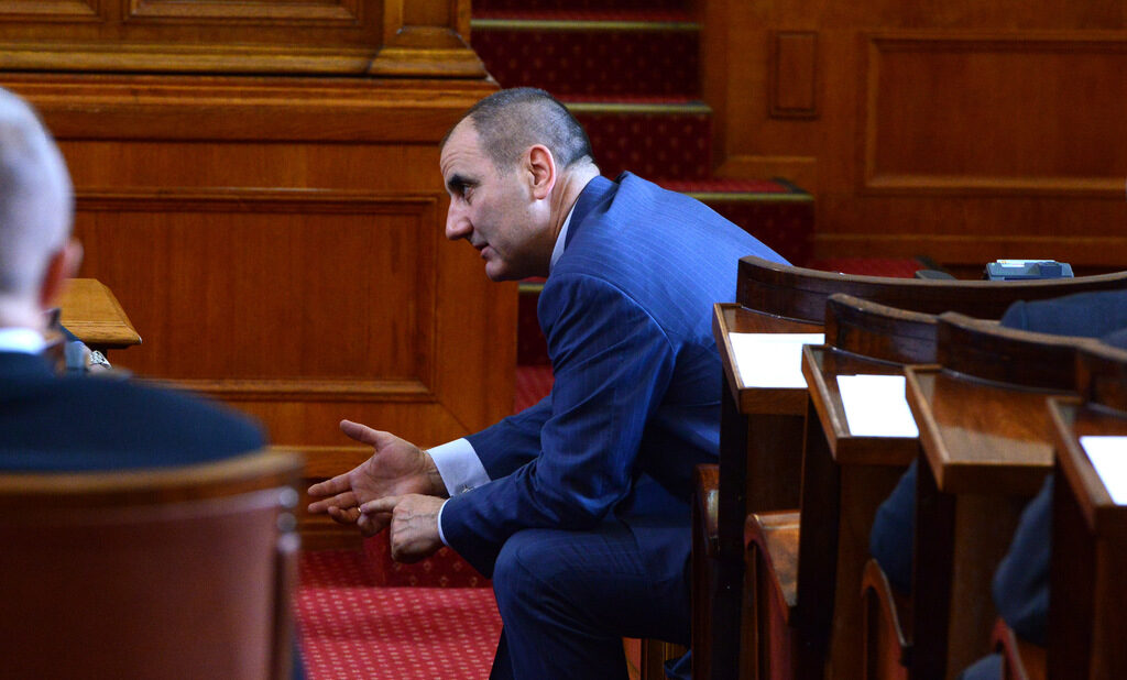 Цветан Цветанов в пленарната зала