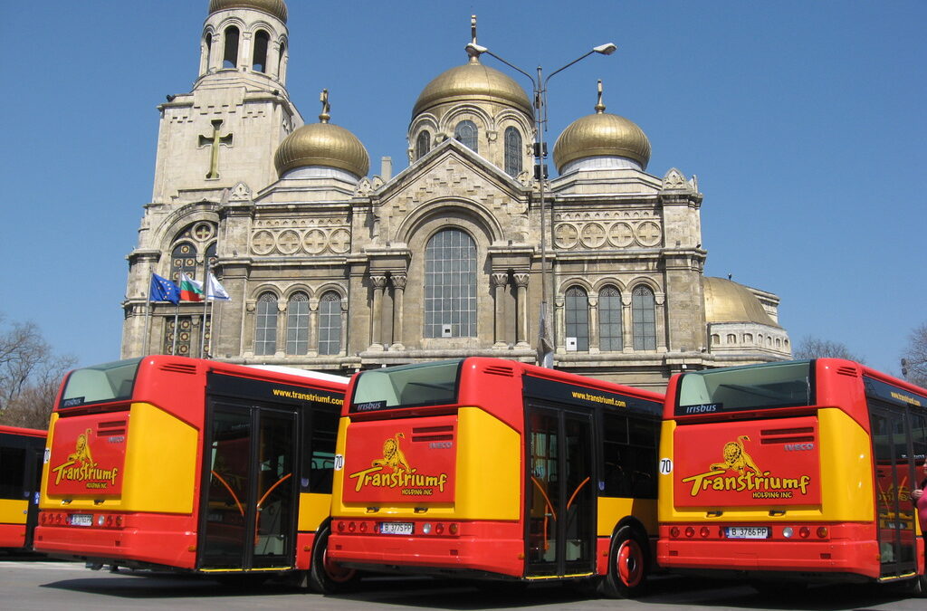 През март 2011г. "Транстриумф холдинг" купи нови автобуси, за да обслужва с тях половината от автобусните линии във Варна.