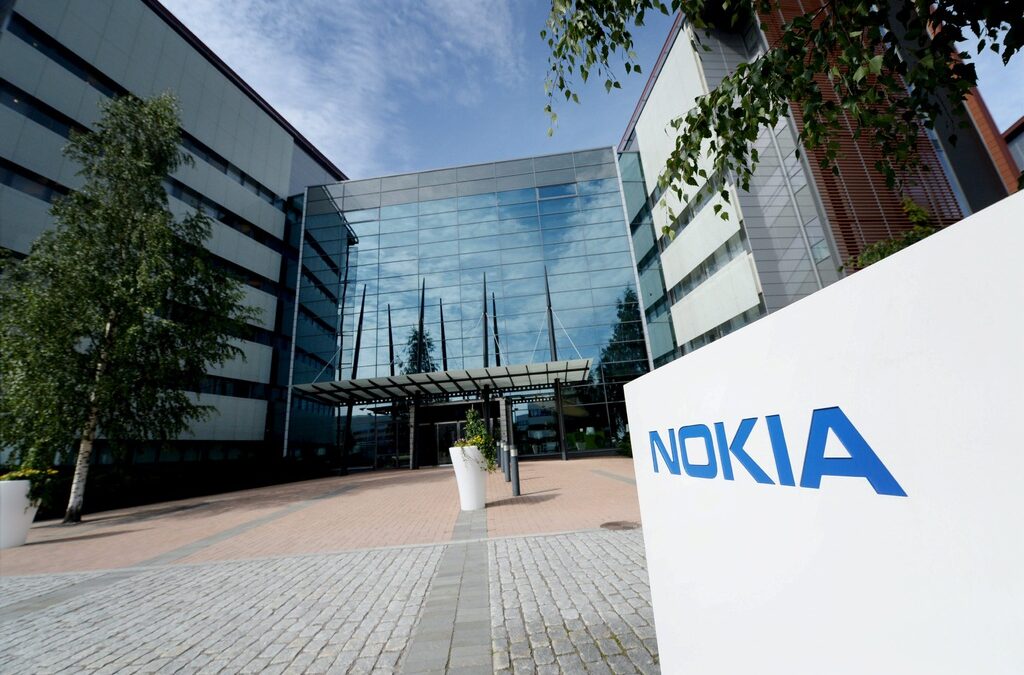 Германските автомобилни производители ще придобият бизнеса с карти на Nokia