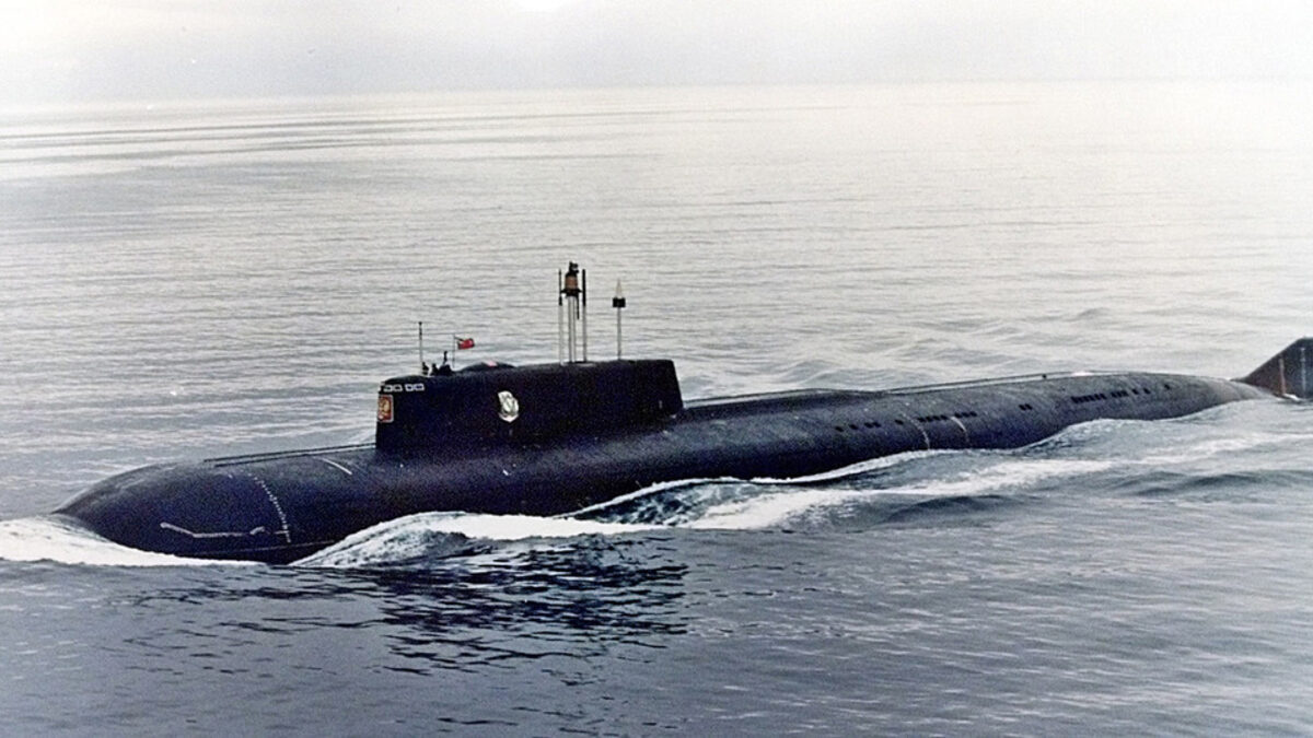 Изминаха 15 години от трагедията с подводницата "Курск"