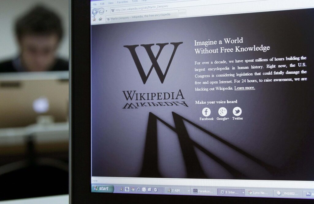 Wikipedia направи чистка на рекламни акаунти
