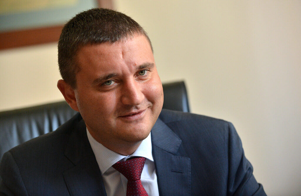 Фирмите ще трябва да декларират за какви нужди ползват покупките за над 700 лв.