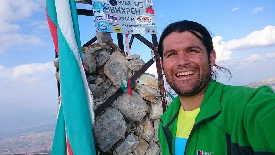 Атанас Скатов също изкачи Манаслу и обяви план "14х8000" (обновена) Атанас Скатов също изкачи Манаслу и обяви план "14х8000" (обновена)