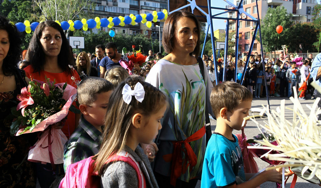 Дуално обучение, по-малко повтаряне и още новости в закона за образованието