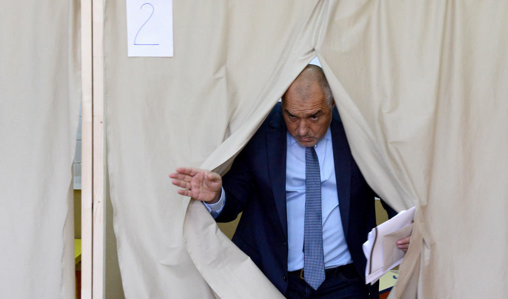 Много шум, а реформи - в нищото