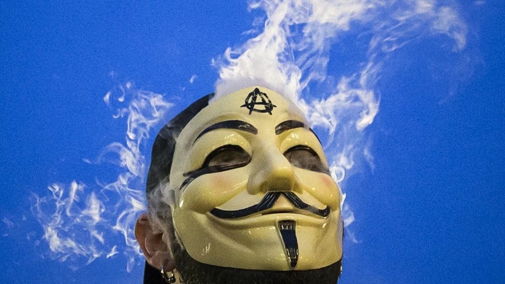 "Анонимните" обвиниха технологична компания в подкрепа на "Ислямска държава"