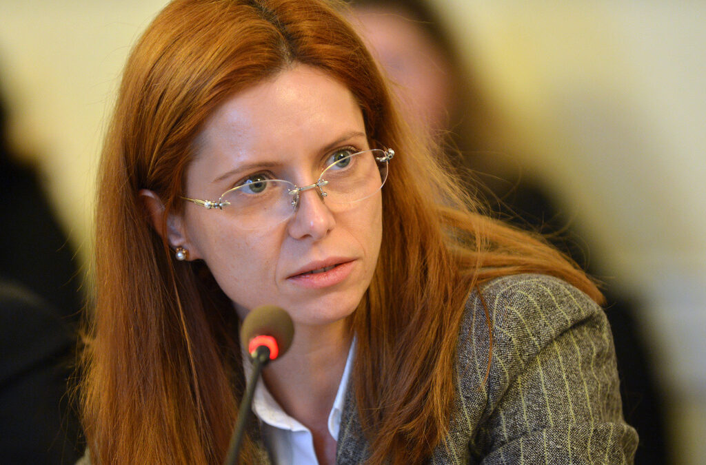 Ралица Агайн